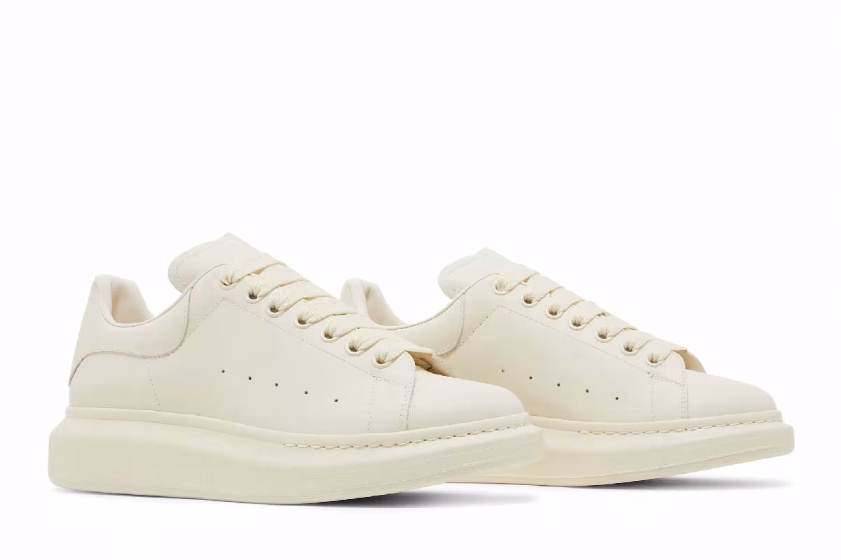 Alexander McQueen Oversized Sneaker Vanilla, view 9