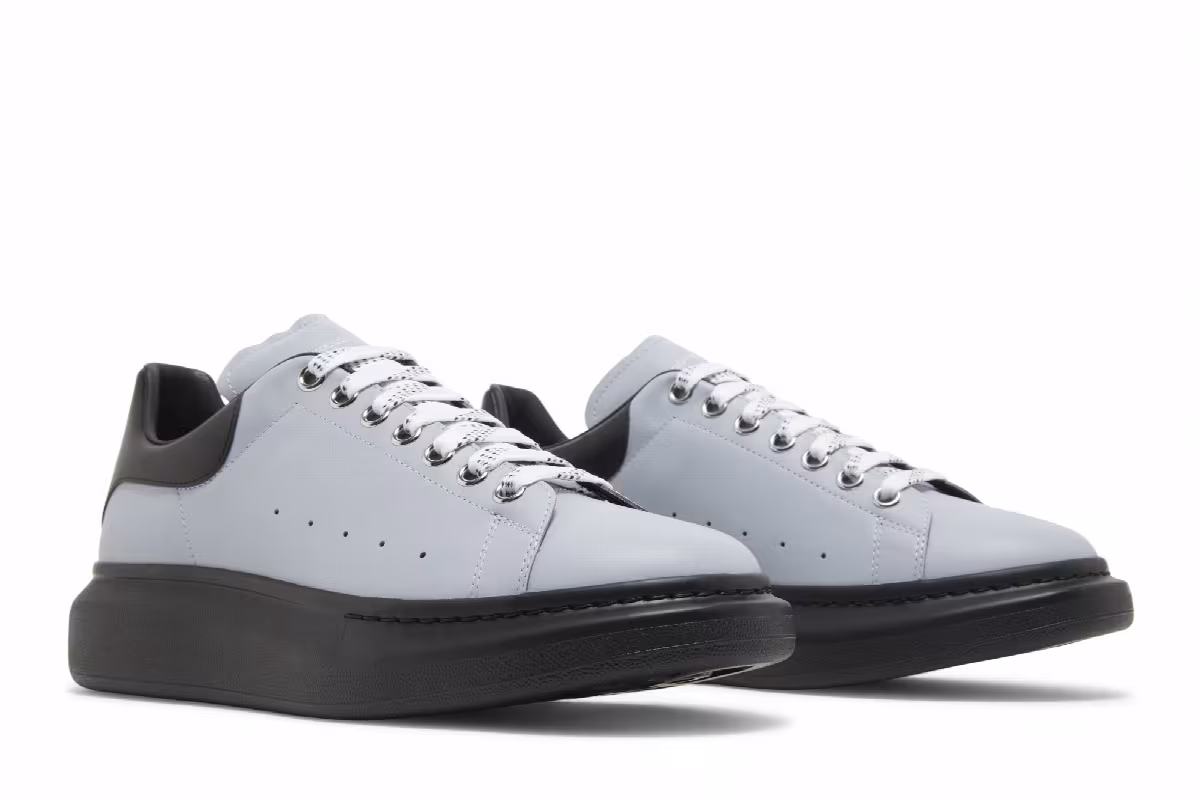 Alexander McQueen Oversized Sneaker Light Blue Black, view 9
