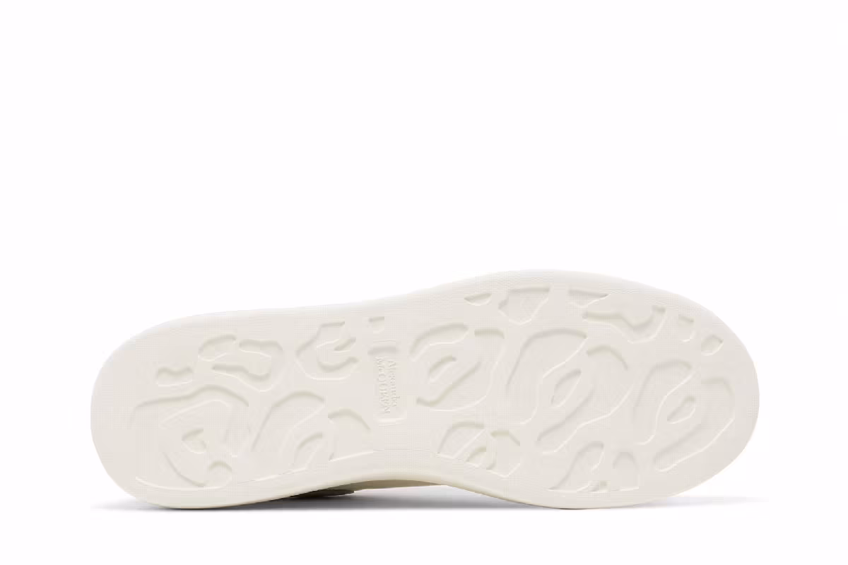 Alexander McQueen Oversized Sneaker White Spring Blue, view 5
