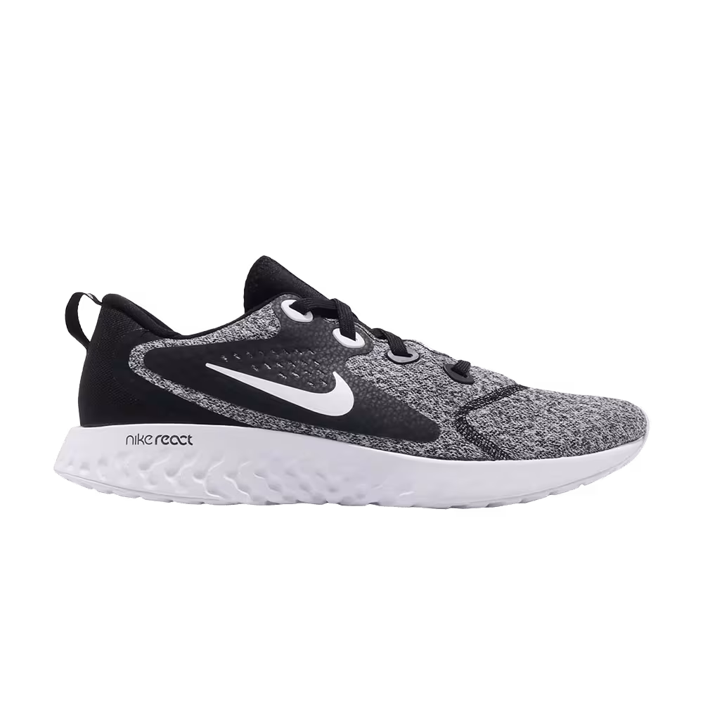 Nike Legend React Black
