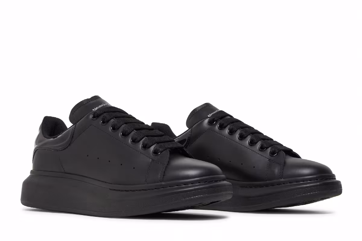 Alexander McQueen Oversized Sneaker Black, view 9