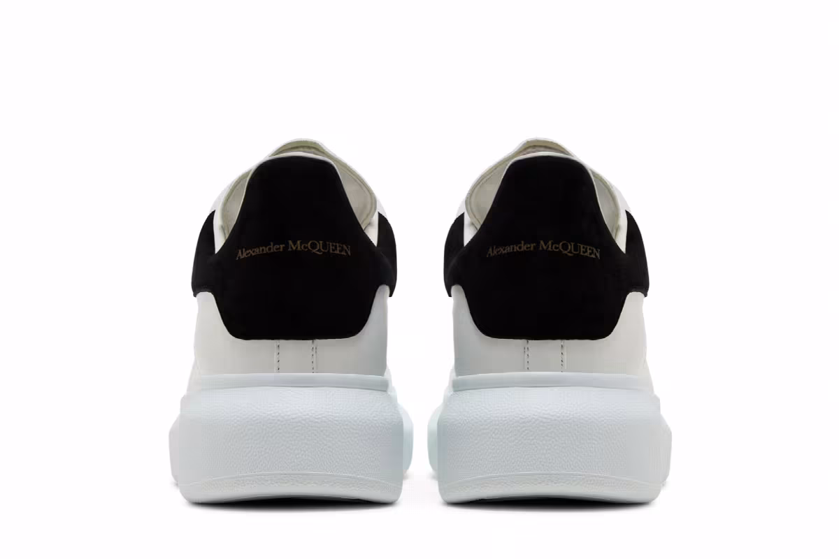 Alexander McQueen Women's Oversized Sneaker White Black 2024, view 7