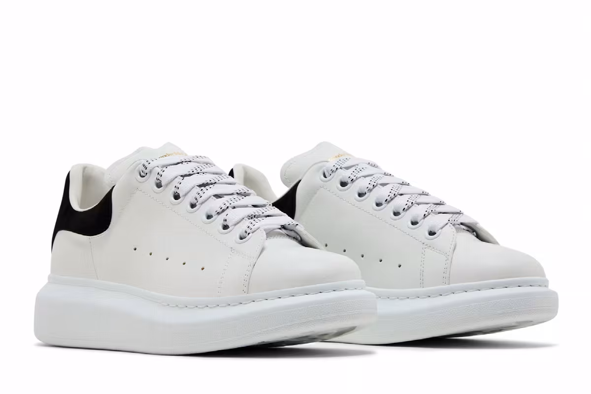 Alexander McQueen Women's Oversized Sneaker White Black 2024, view 9
