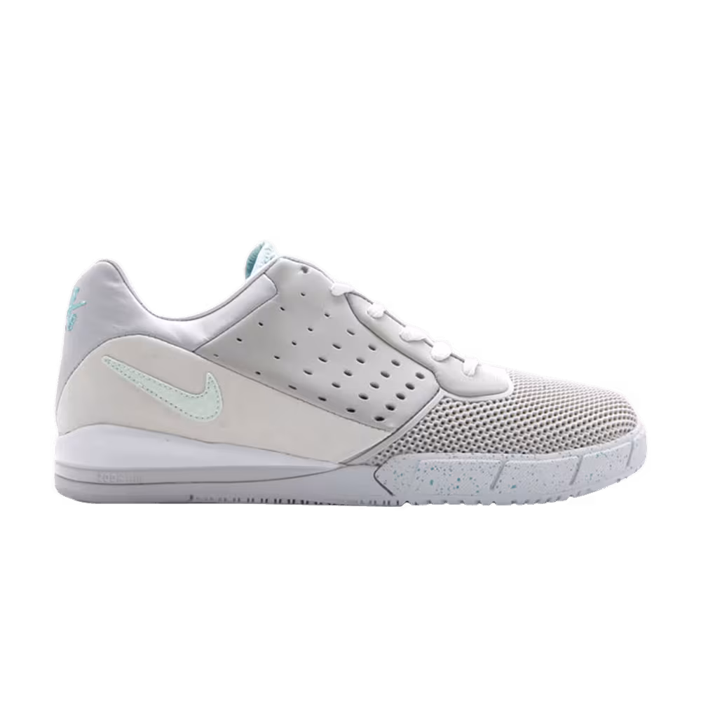 Nike Zoom Tre A.D. McFly
