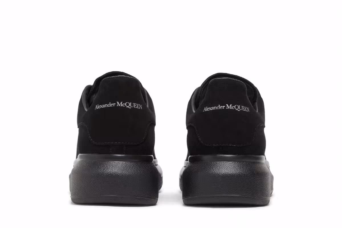 Alexander McQueen Oversized Sneaker Black, view 7