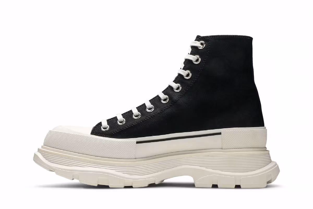 Alexander McQueen Tread Slick Boots Black White, view 4