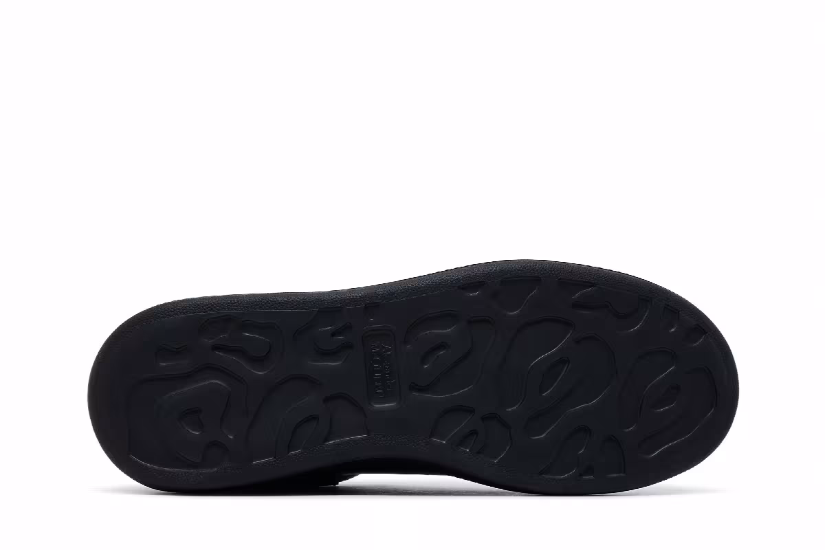 Alexander McQueen Oversized Sneaker Black 2025, view 5