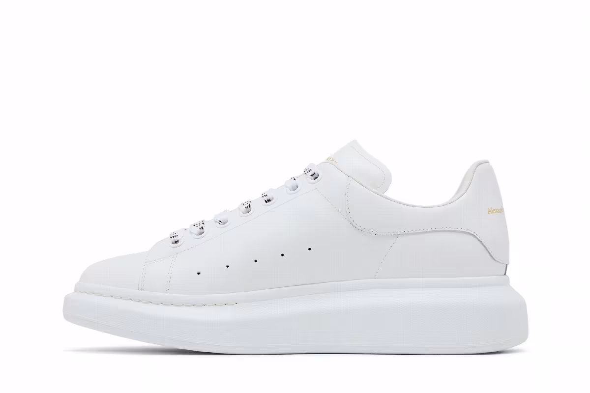Alexander McQueen Oversized Sneaker White 2025, view 4