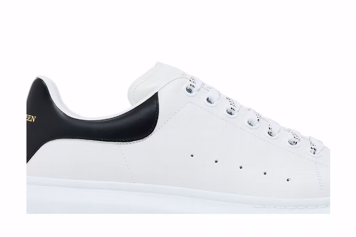 Alexander McQueen Oversized Sneaker White Black 2025, view 3