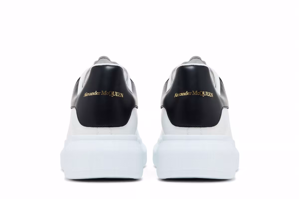 Alexander McQueen Oversized Sneaker White Black 2025, view 7