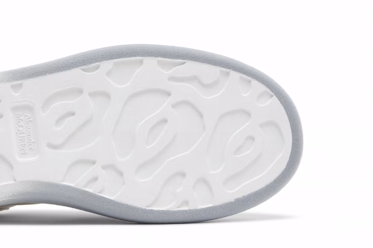 Alexander McQueen Oversized Sneaker Sprayed Ombre - White Melange, view 6