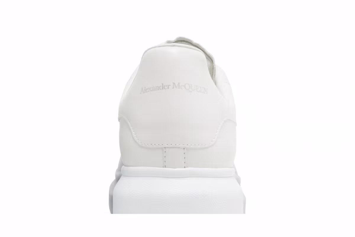 Alexander McQueen Oversized Sneaker Sprayed Ombre - White Melange, view 8