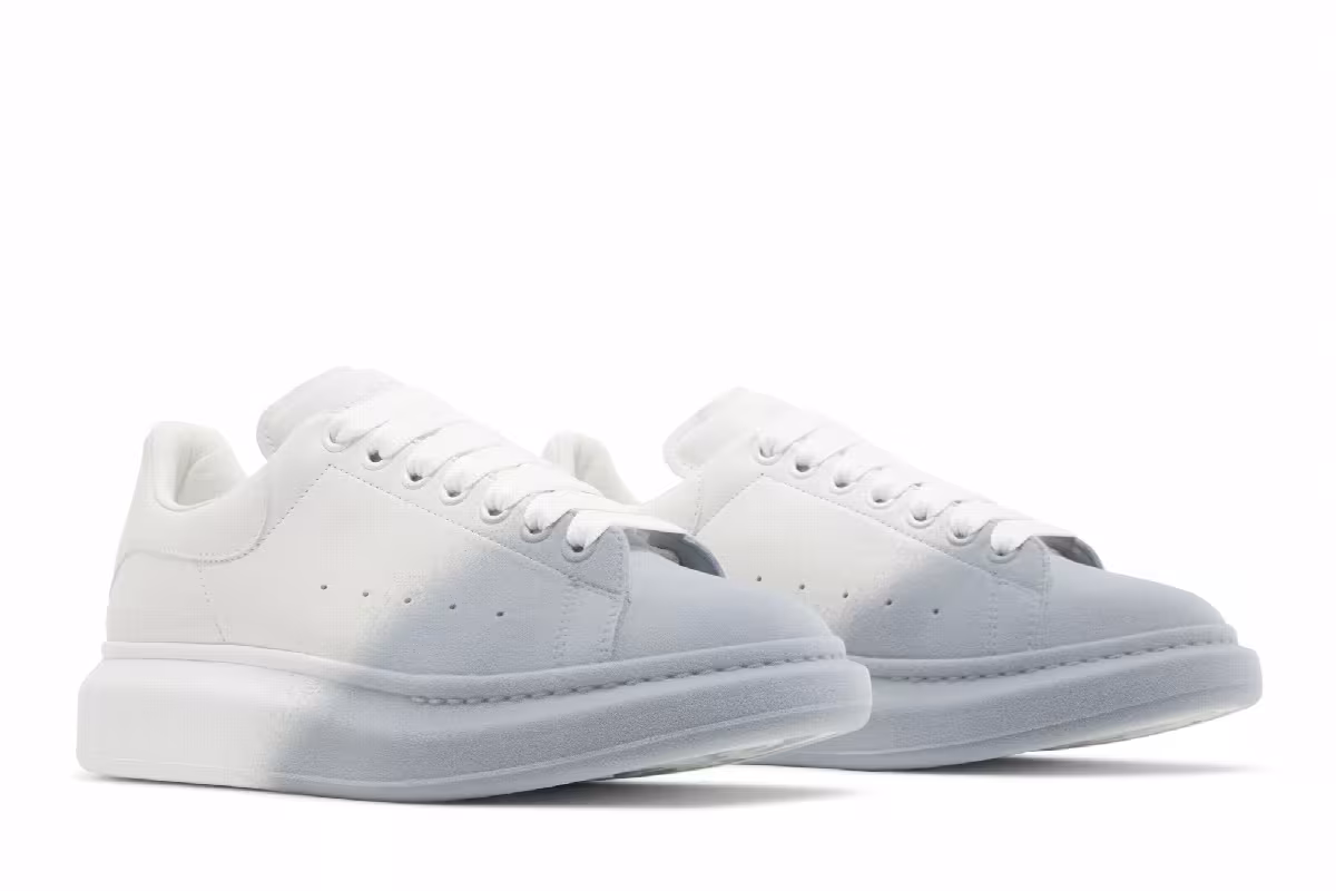Alexander McQueen Oversized Sneaker Sprayed Ombre - White Melange, view 9
