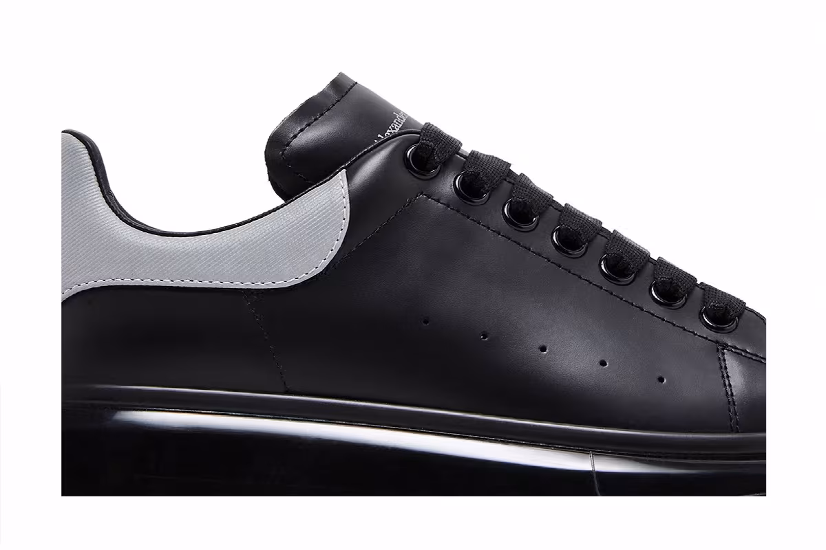 Alexander McQueen Oversized Sneaker Clear Sole - Black Grey, view 3
