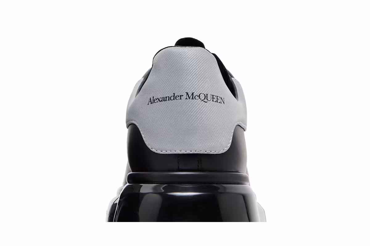 Alexander McQueen Oversized Sneaker Clear Sole - Black Grey, view 8