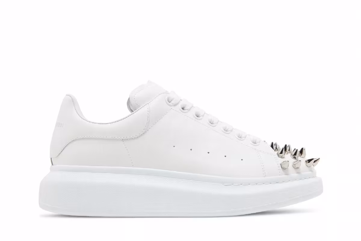 Alexander McQueen Oversized Sneaker Studded - White Silver, view 2