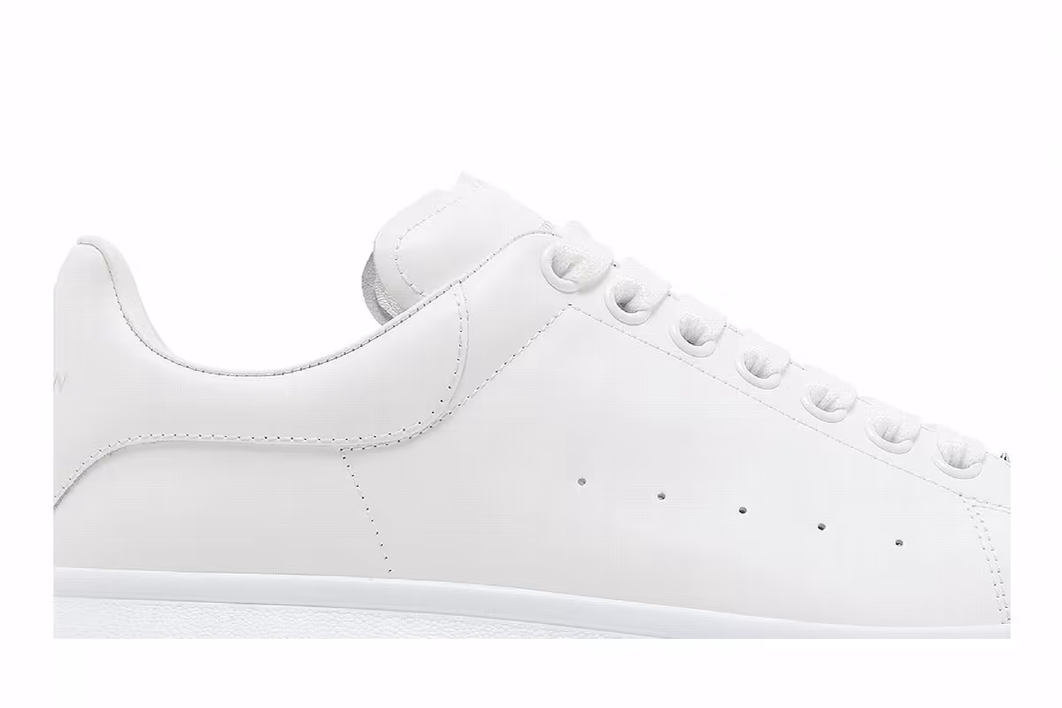 Alexander McQueen Oversized Sneaker Studded - White Silver, view 3