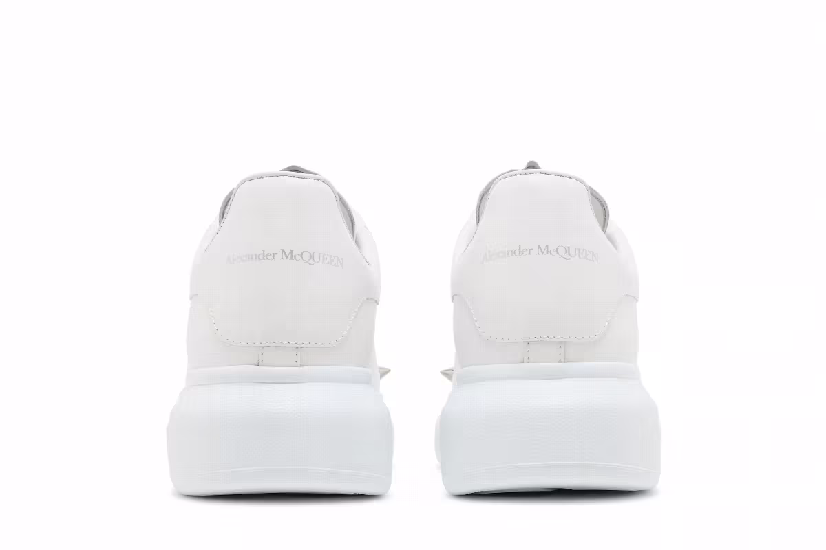 Alexander McQueen Oversized Sneaker Studded - White Silver, view 7