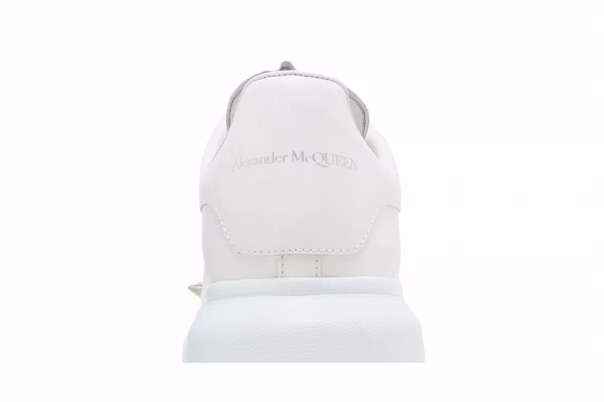 Alexander McQueen Oversized Sneaker Studded - White Silver, view 8