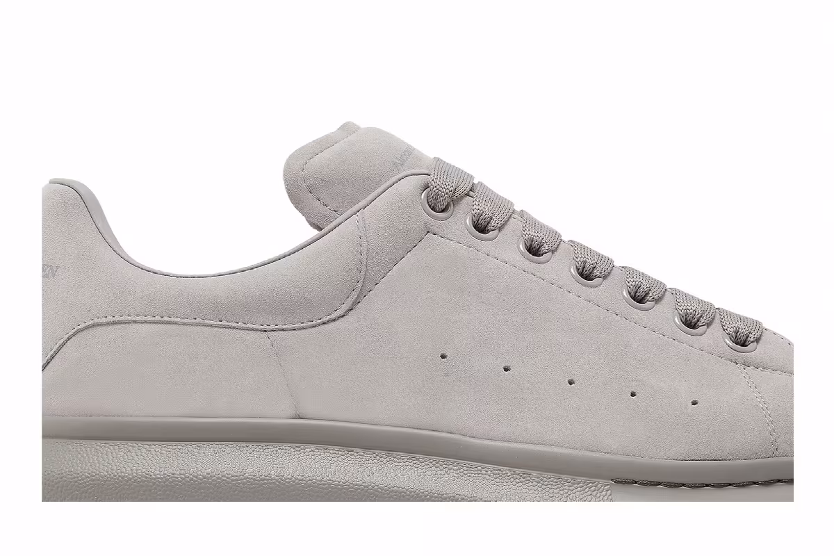 Alexander McQueen Oversized Sneaker Grey, view 3