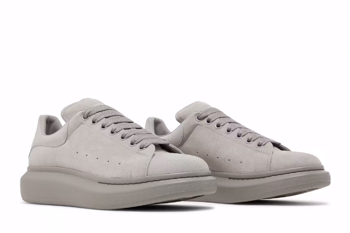 Alexander McQueen Oversized Sneaker Grey, view 9
