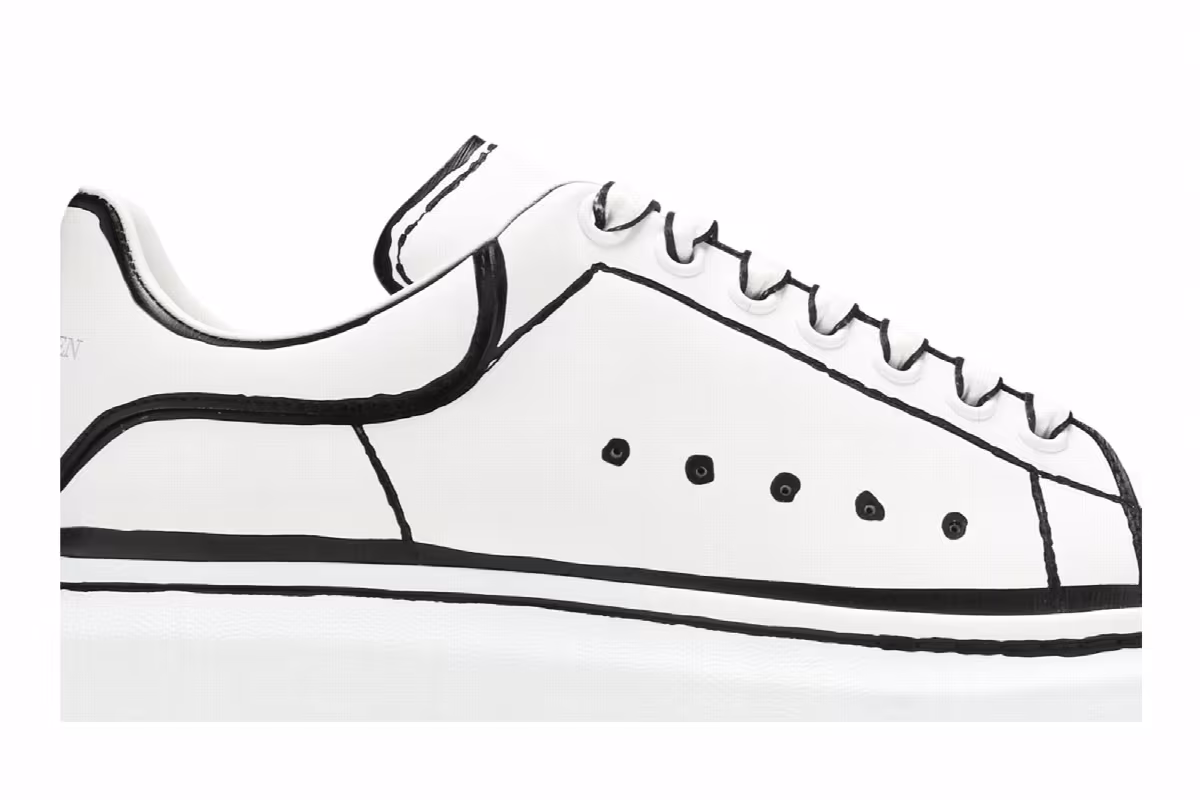 Alexander McQueen Oversized Sneaker White Black, view 3