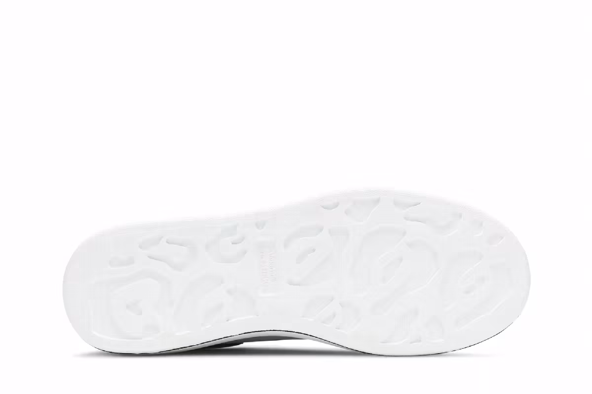 Alexander McQueen Oversized Sneaker White Black, view 5