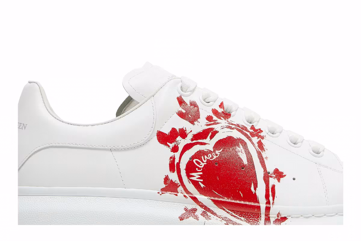 Alexander McQueen Oversized Sneaker Heart Logo - White, view 3