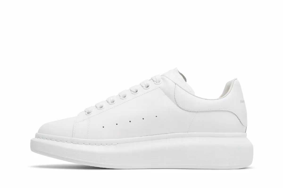 Alexander McQueen Oversized Sneaker Heart Logo - White, view 4