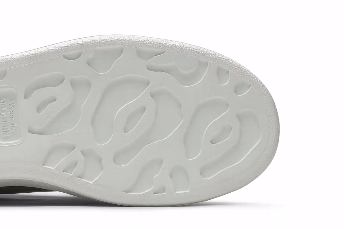 Alexander McQueen Oversized Sneaker Magic Mirror - Silver, view 6