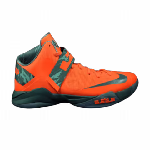 Nike LeBron Zoom Soldier 6