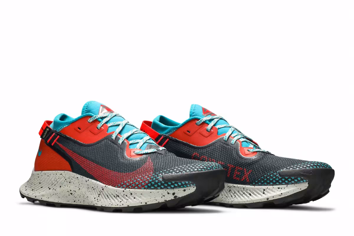 Nike Pegasus Trail 2 GTX Dark Smoke Grey Bright Crimson, view 9