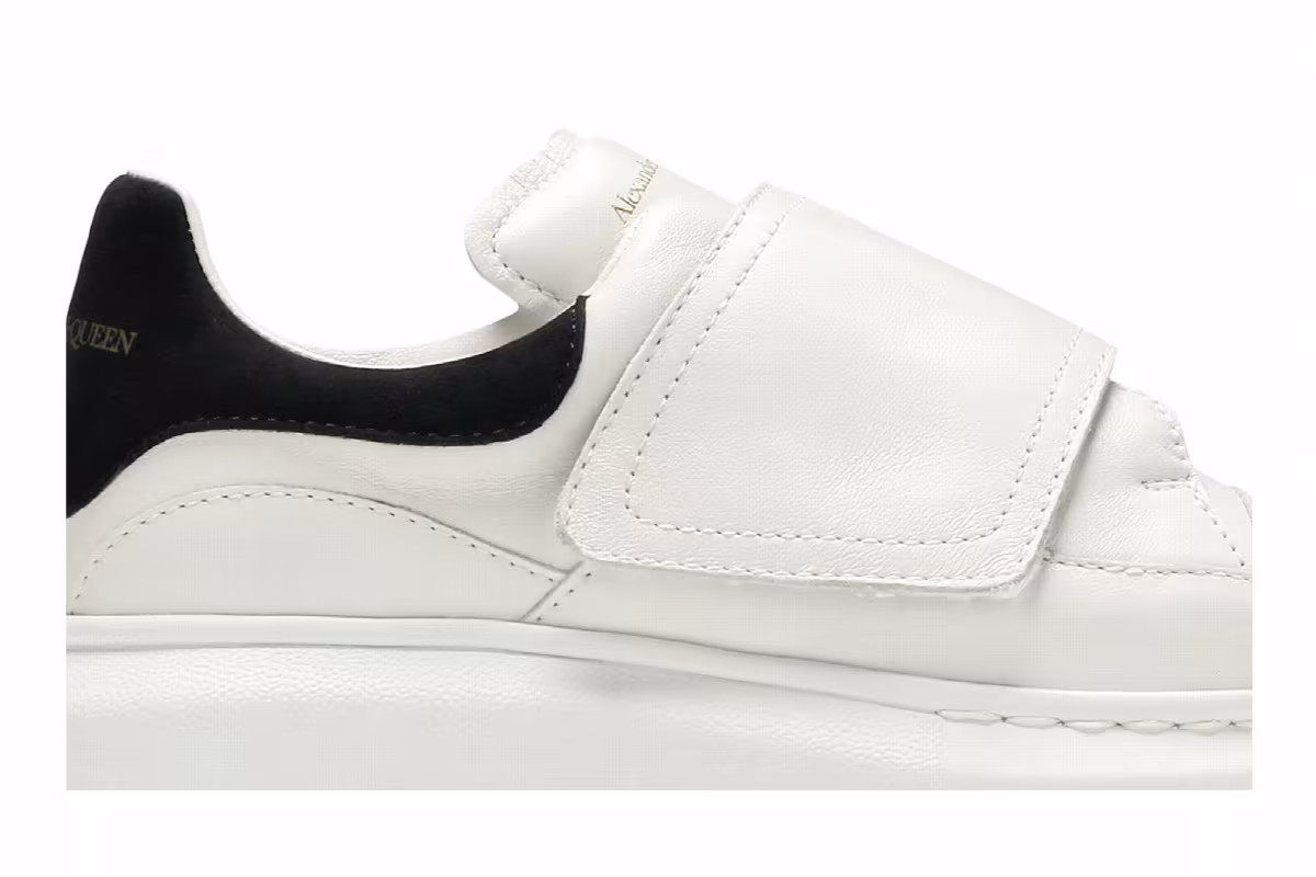 Alexander McQueen Oversized Grip-Strap Sneaker Kids White Black, view 3