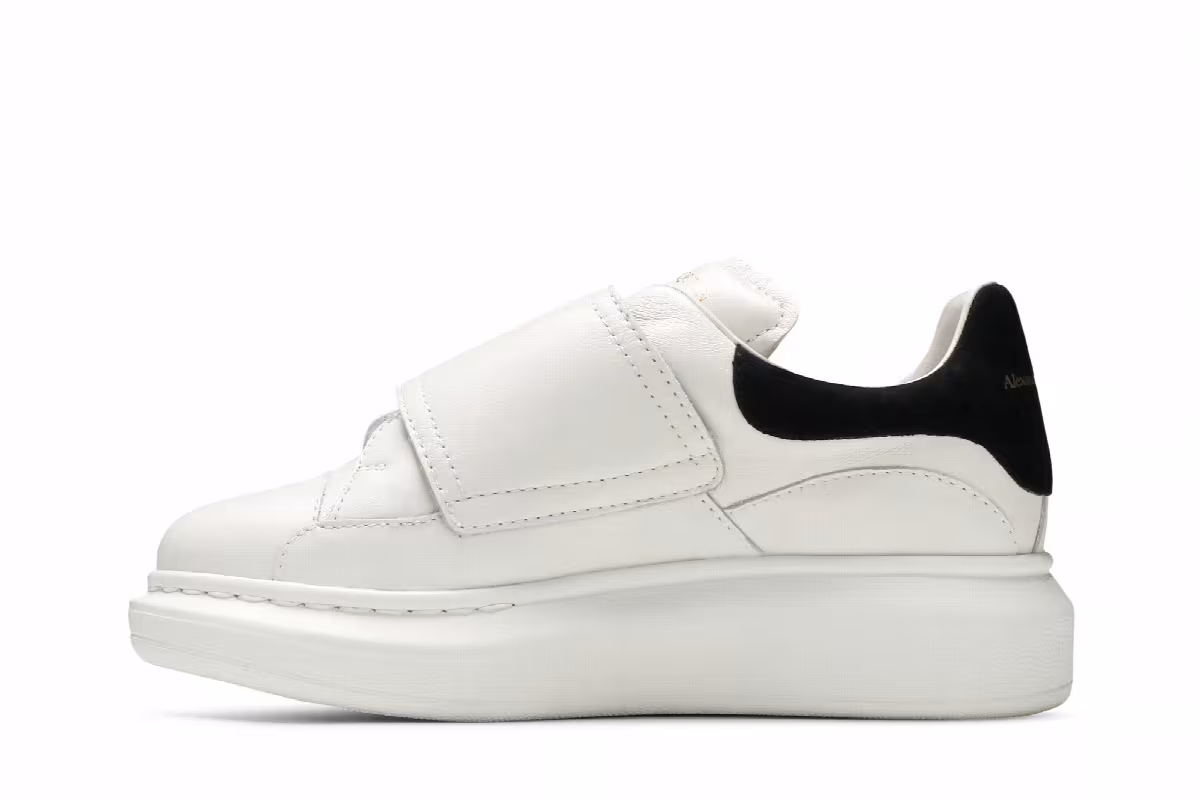 Alexander McQueen Oversized Grip-Strap Sneaker Kids White Black, view 4