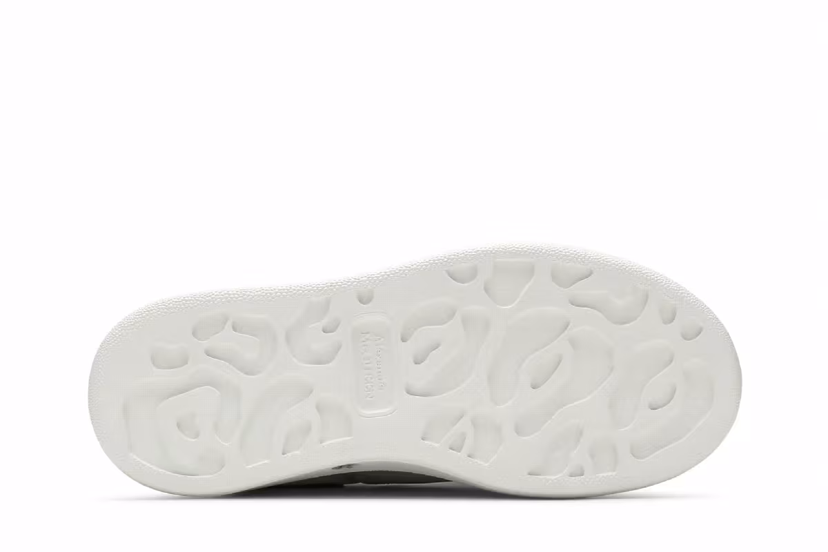 Alexander McQueen Oversized Grip-Strap Sneaker Kids White Black, view 5