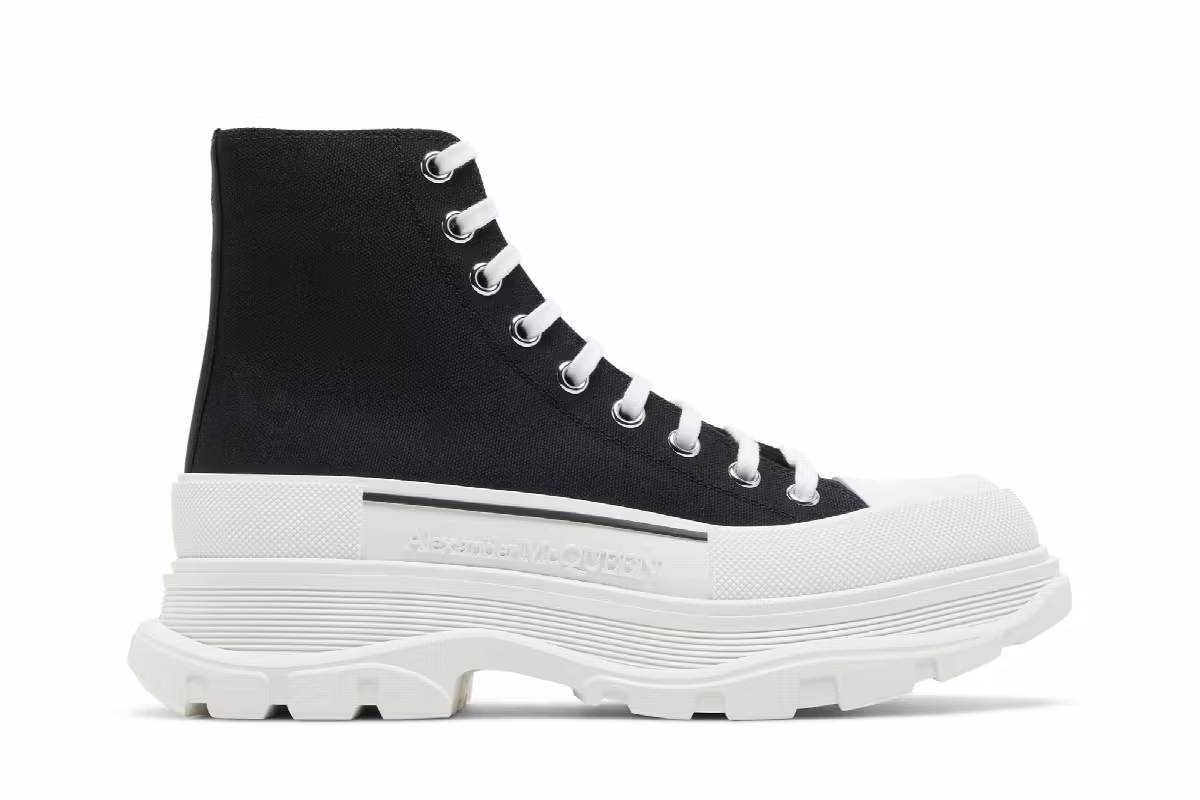 Alexander McQueen Tread Slick Boots Black White, view 2
