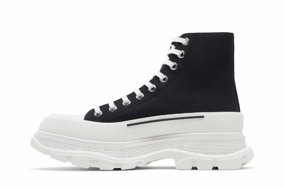 Alexander McQueen Tread Slick Boots Black White, view 4