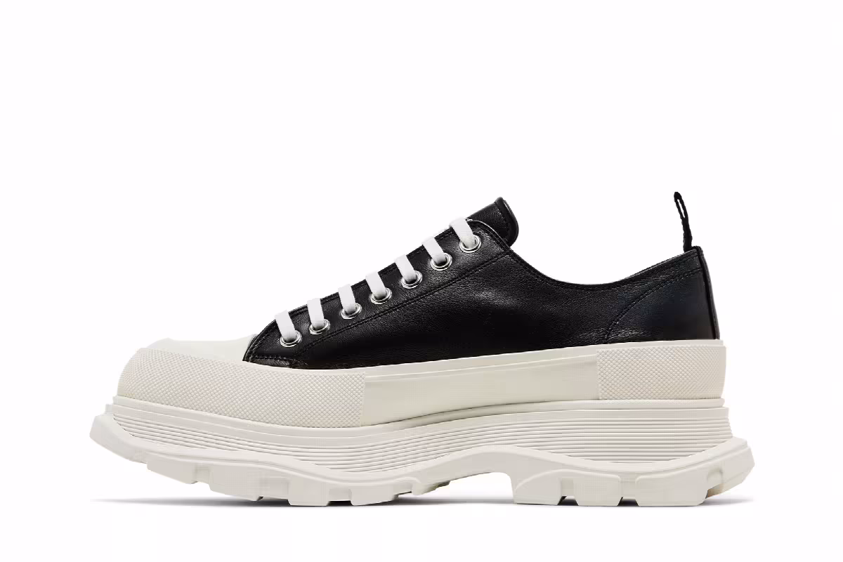 Alexander McQueen Tread Slick Black White, view 4