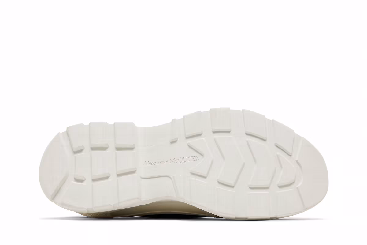 Alexander McQueen Tread Slick Black White, view 5