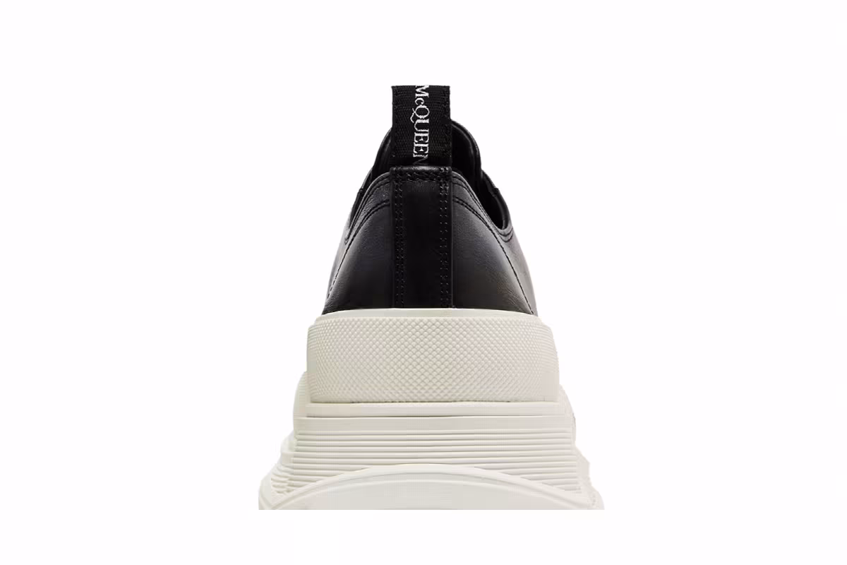 Alexander McQueen Tread Slick Black White, view 8