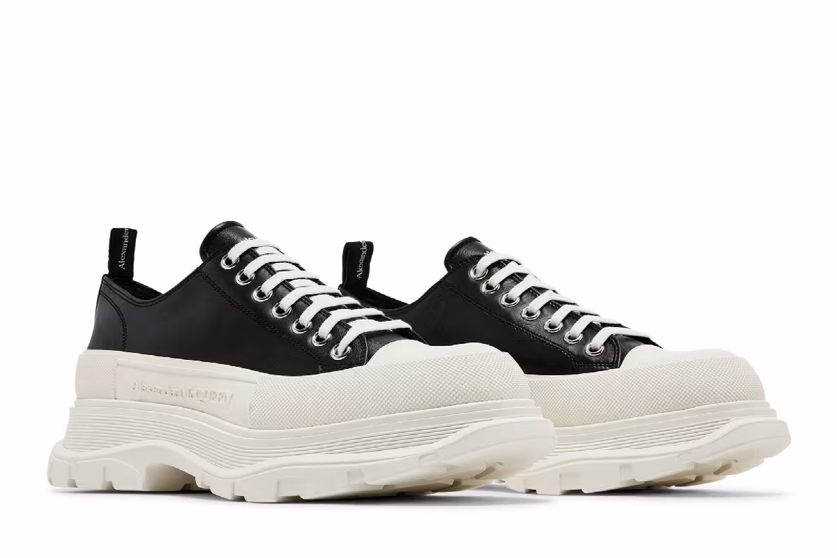 Alexander McQueen Tread Slick Black White, view 9