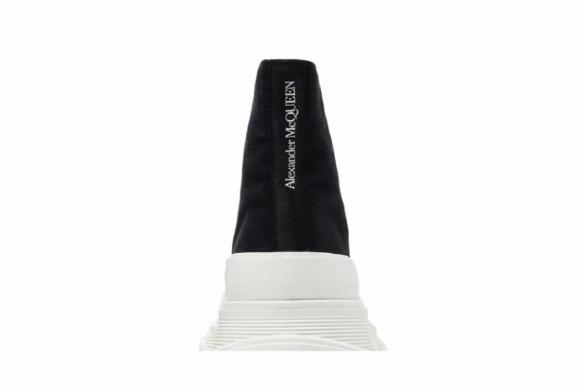 Alexander McQueen Tread Slick Boot Black, view 8