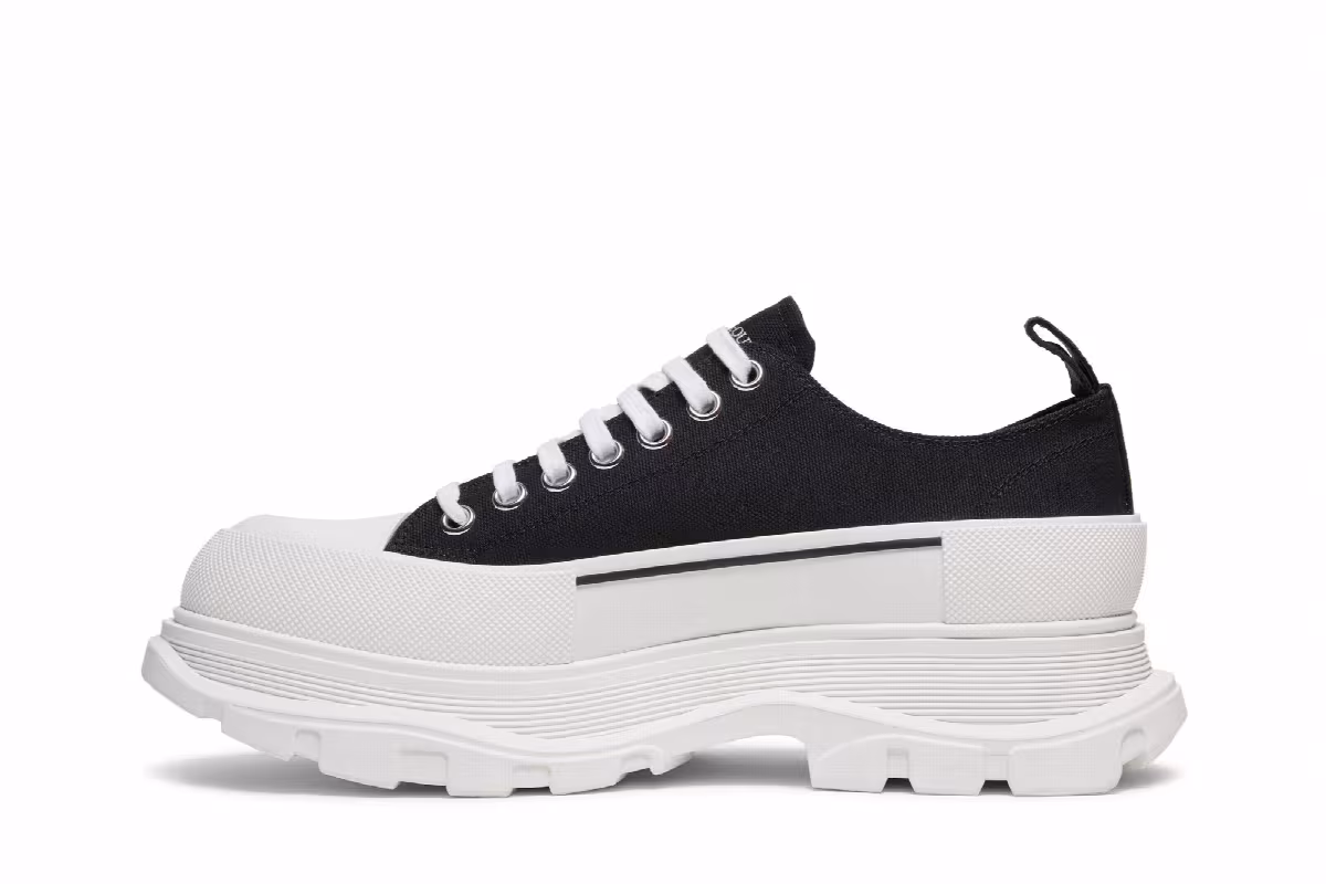 Alexander McQueen Tread Slick Lace Up Black White, view 4