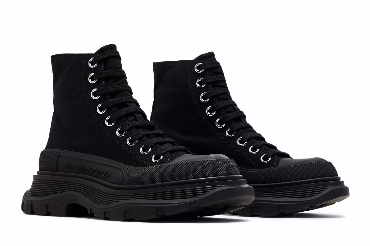 Alexander McQueen Women's Tread Slick Boot Black, view 9