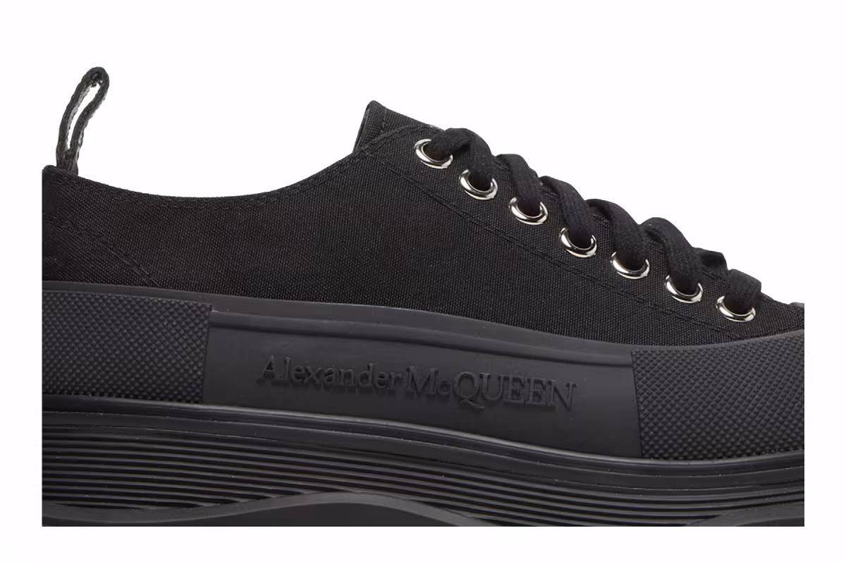 Alexander McQueen Tread Slick Black, view 3