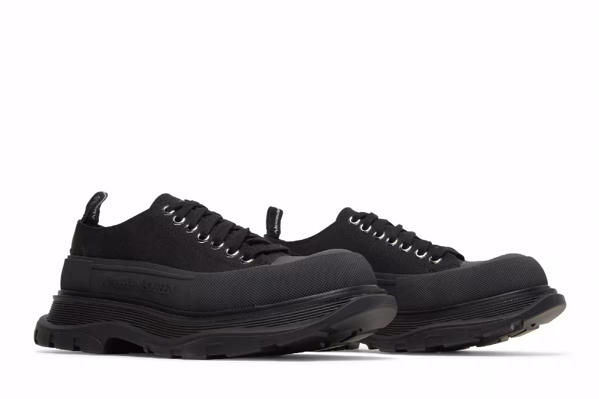 Alexander McQueen Tread Slick Black, view 9