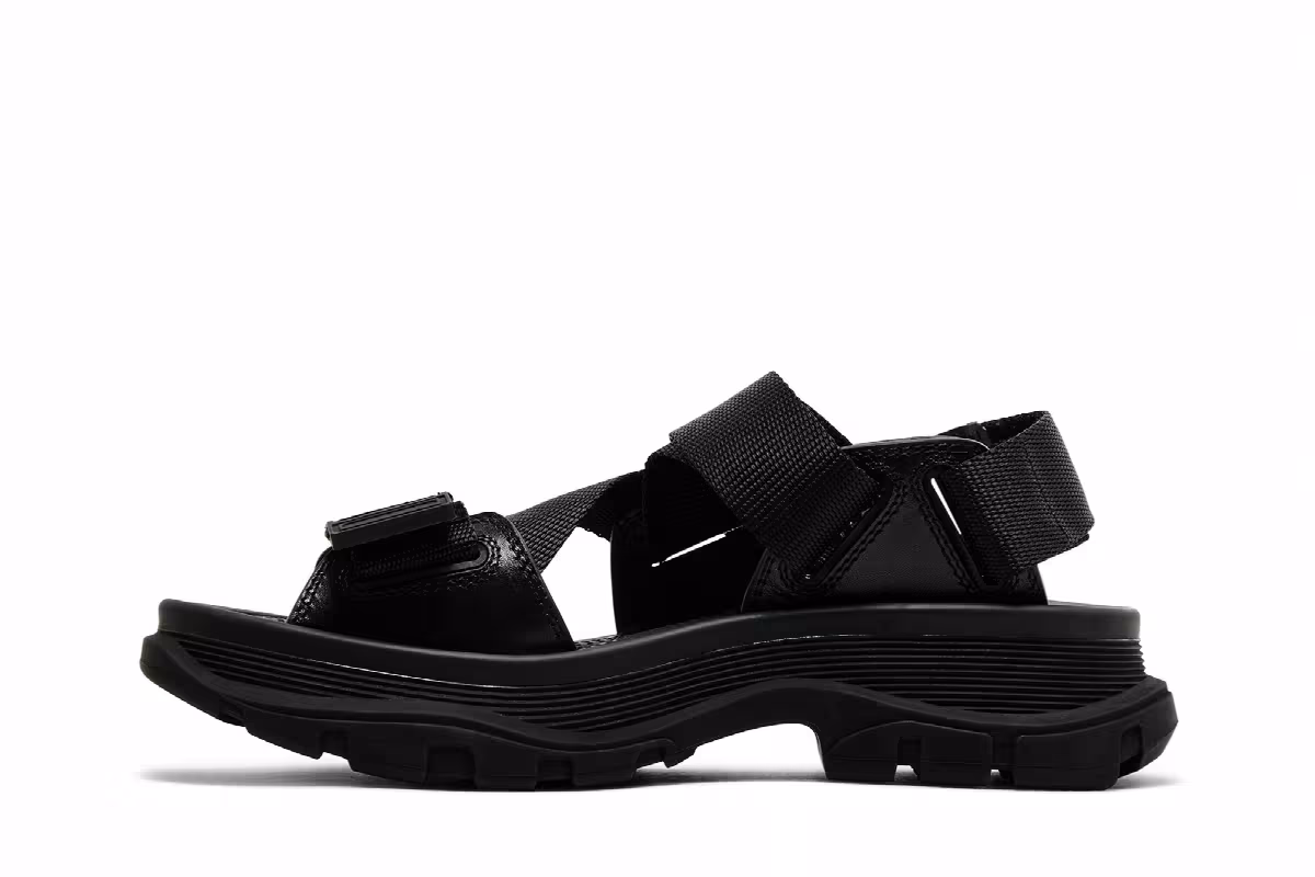 Alexander McQueen Women's Tread Sandal Black, view 4