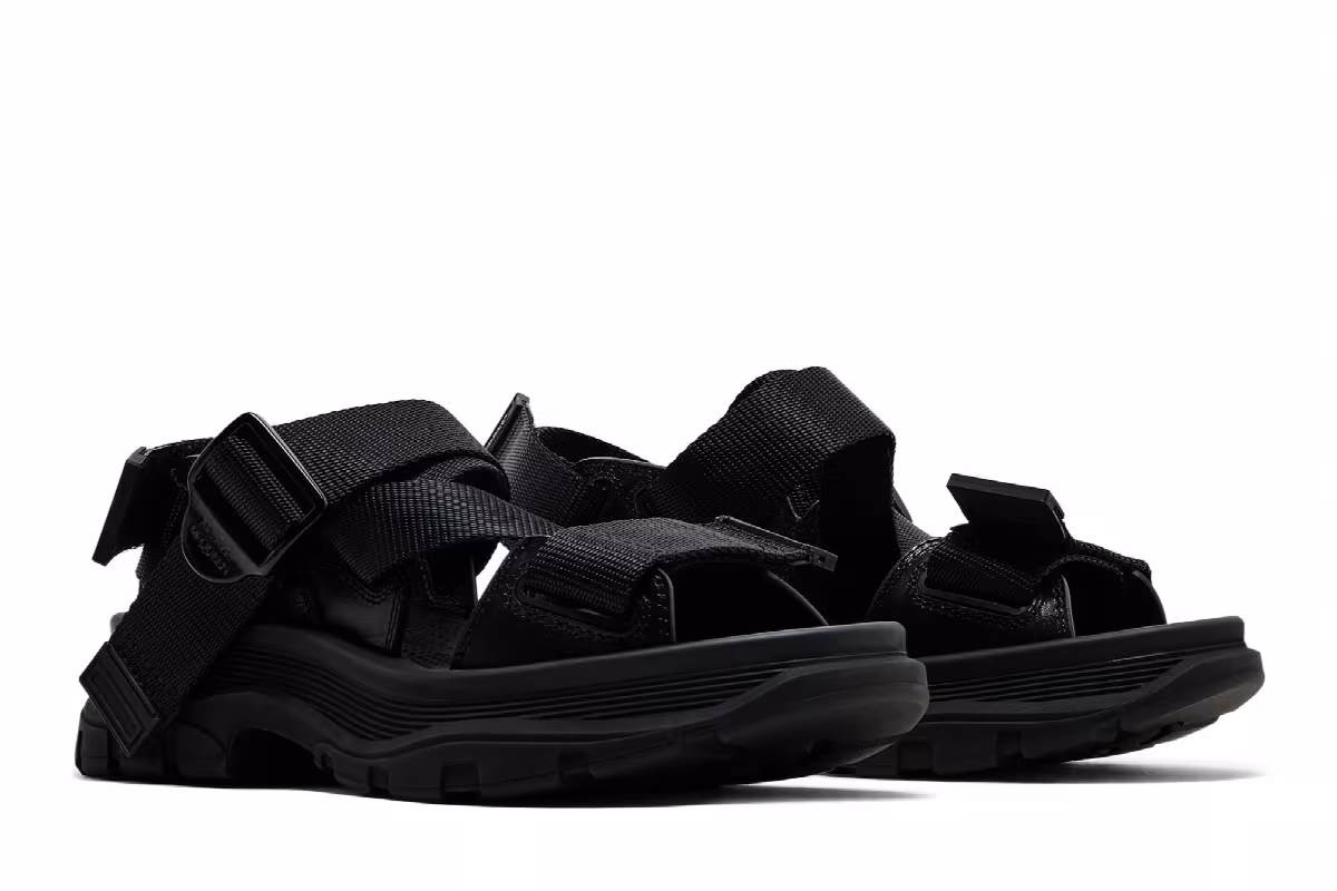 Alexander McQueen Women's Tread Sandal Black, view 9