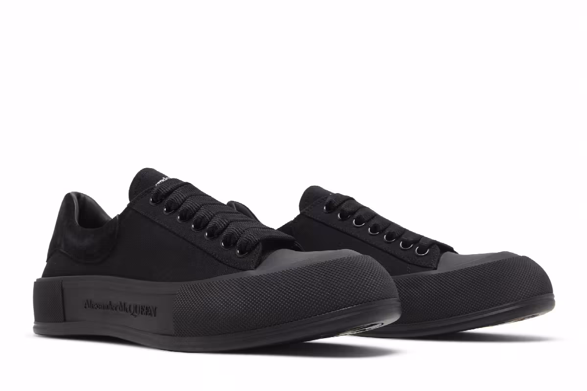 Alexander McQueen Deck Plimsoll Low Triple Black, view 9
