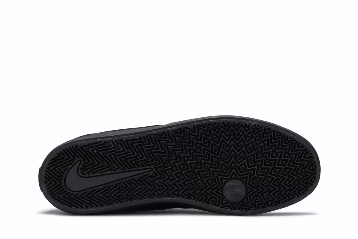 Nike Check Solarsoft Canvas SB Triple Black, view 5